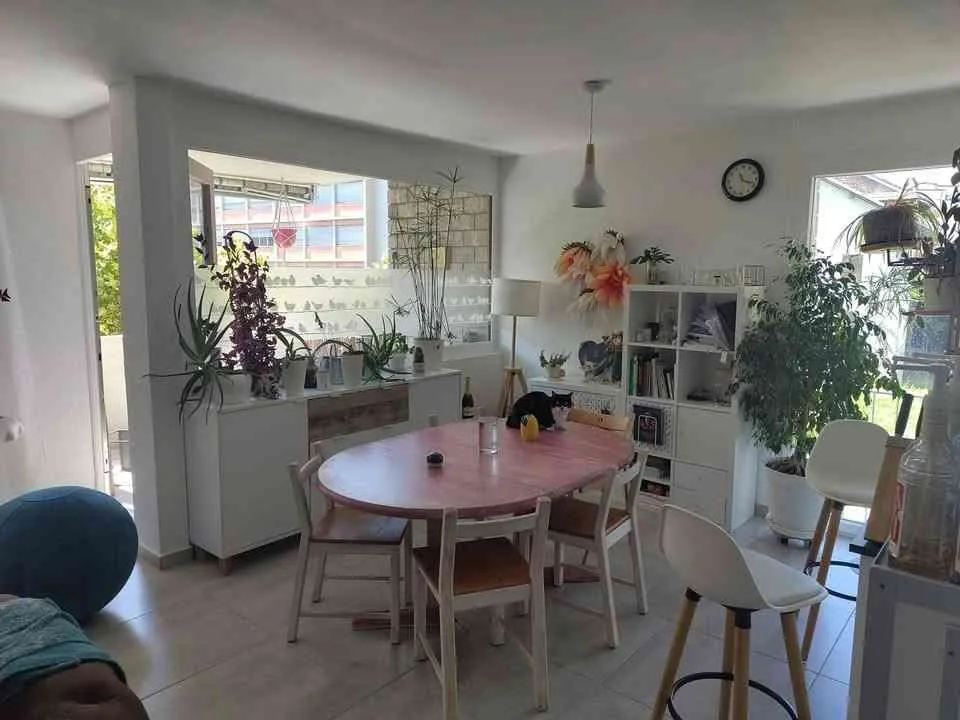 Appartement / condominium de 3 chambres et 1 salle de bain