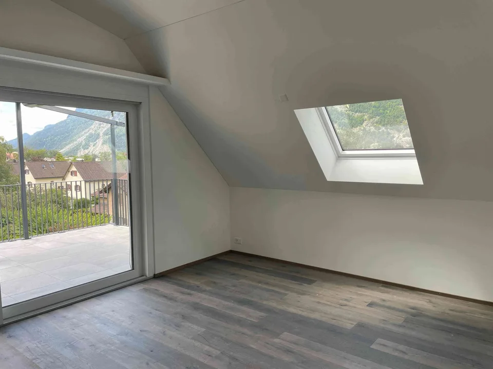 Attika Dachwohnung mit Bergblick
