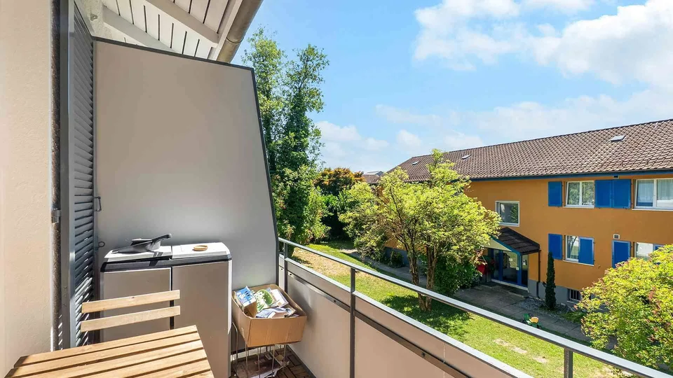 Casa multifamiliare ben curata con potenziale a lungo termine