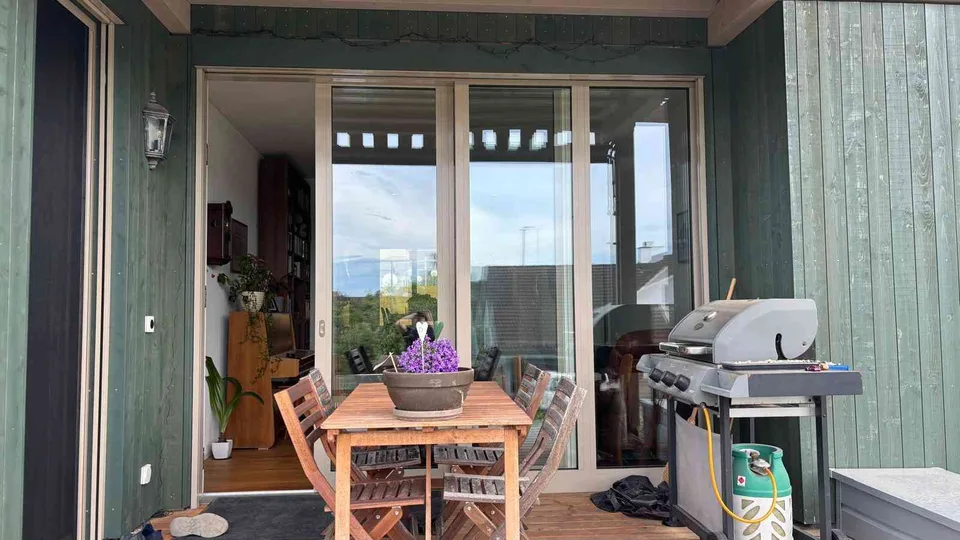 Moderne 4.5 Zimmer Wohnung in Ossingen