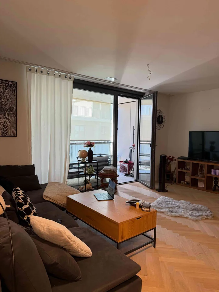 Moderne 2.5-Zimmer-Neubauwohnung direkt am Bahnhof Oberzollikofen