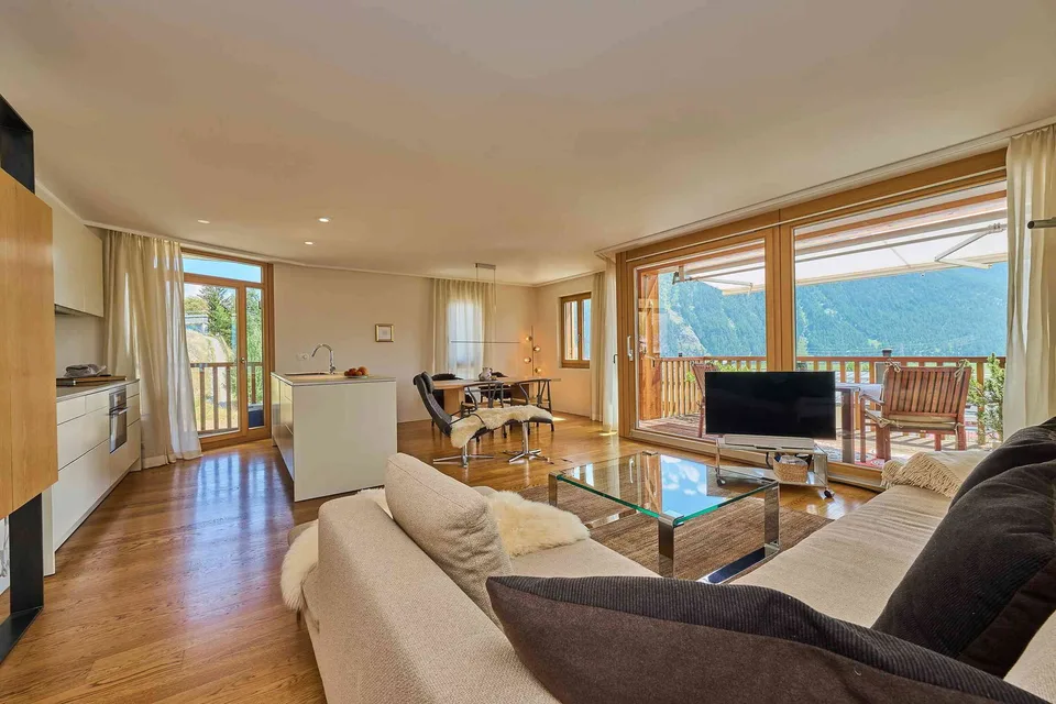Exklusives Wohnerlebnis in Samedan – Stilvolle 3.5-Zimmer Wohnung