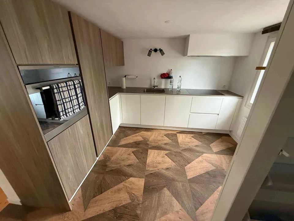 Casa a schiera di 4 locali affascinante con giardino e parcheggio ad Amriswil – disponibile immediatamente!