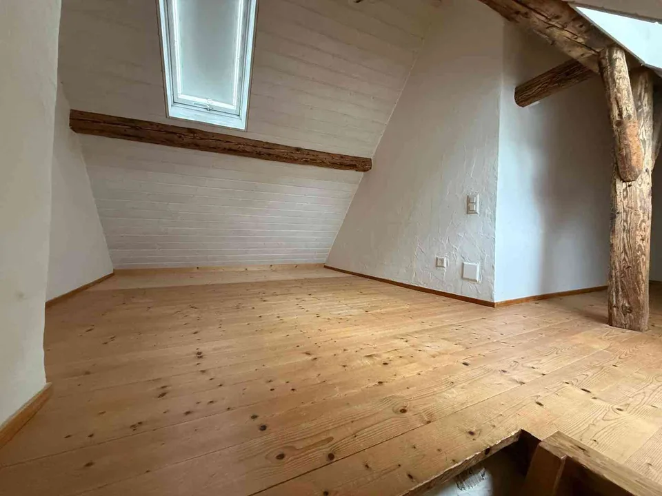 Casa a schiera di 4 locali affascinante con giardino e parcheggio ad Amriswil – disponibile immediatamente!