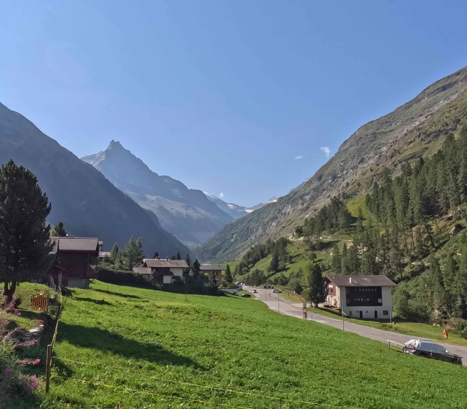 Chalet neuf et authentique dans le vieux village de Zinal