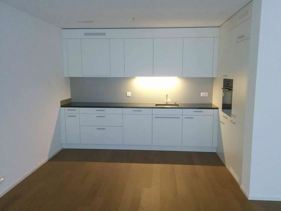 2.5-Zimmer-Wohnung direkt am Bahnhof Suhr