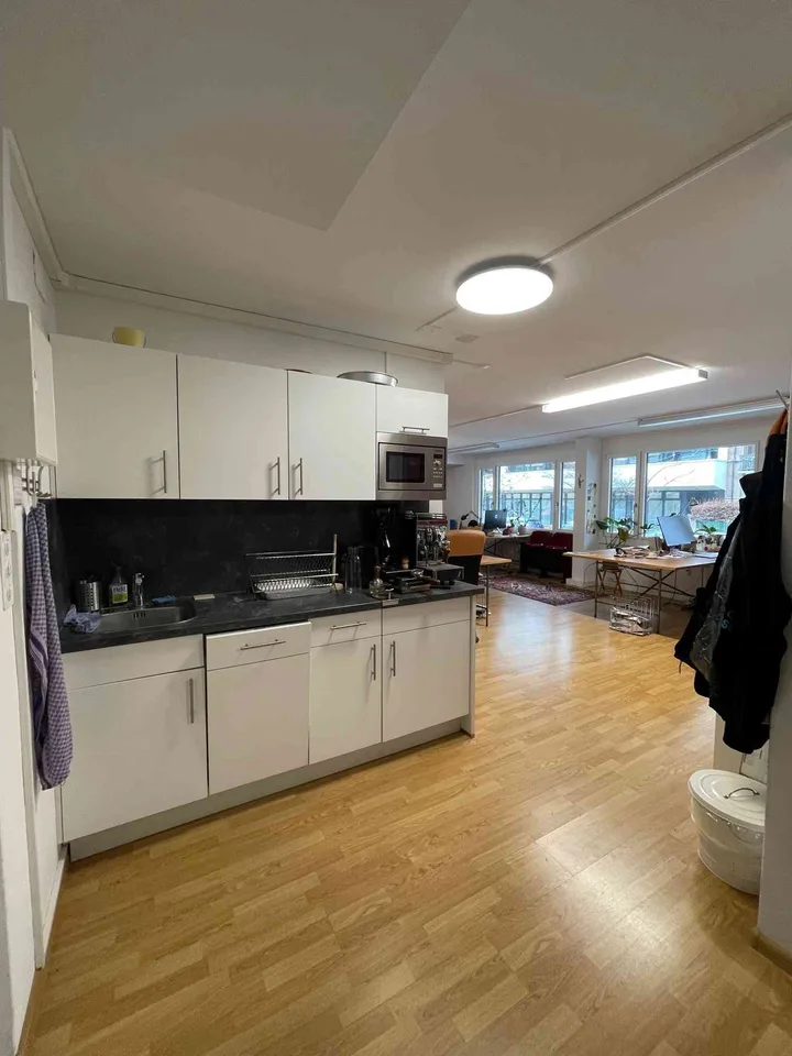 Ihr neues Büro direkt neben dem Bahnhof Basel St. Johann