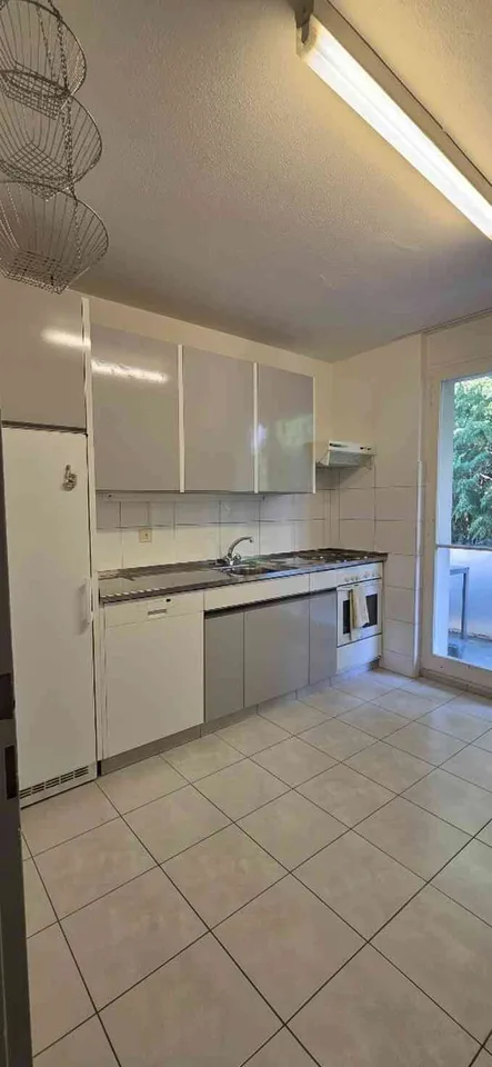 Helle 4-Zimmerwohnung mit zwei Balkonen