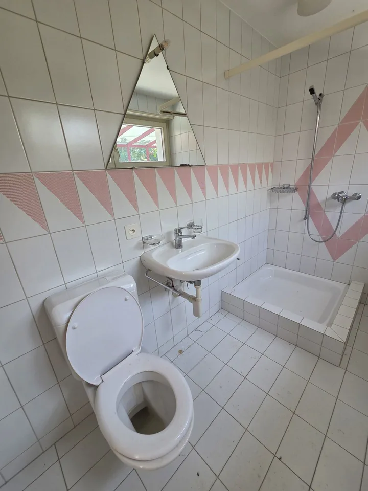Freistehendes grosszügiges Einfamilienhaus