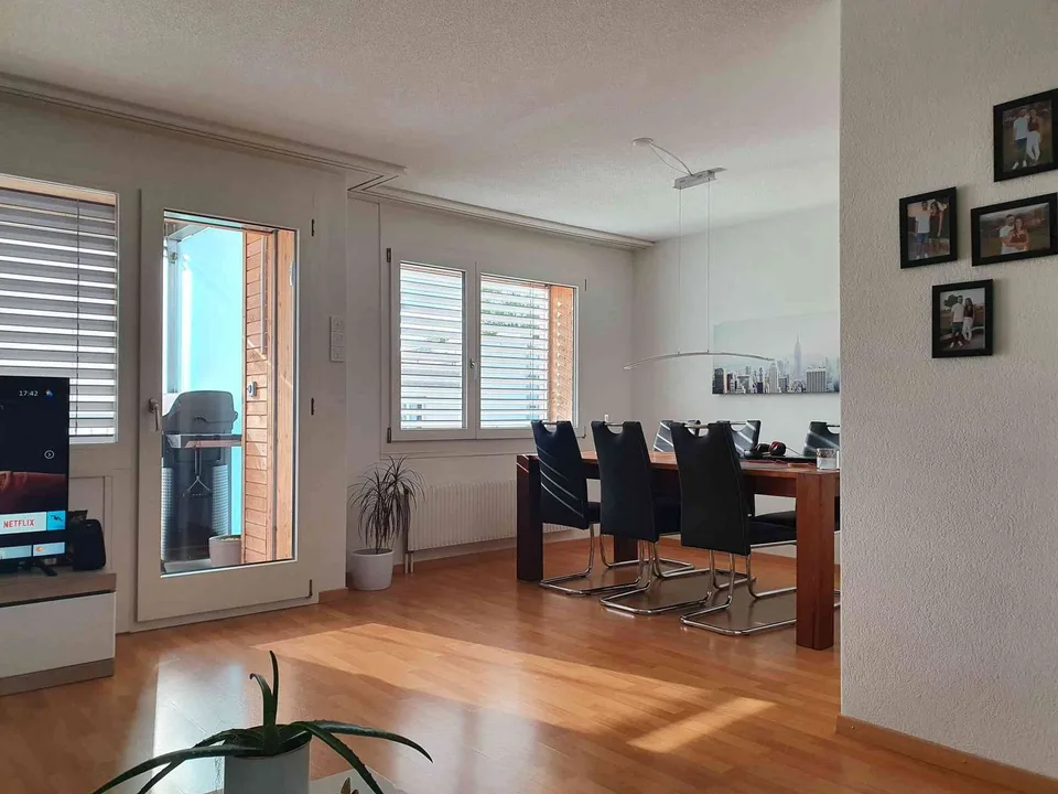 Langnau, Familienwohnung, 4.5 Zimmer, zentral