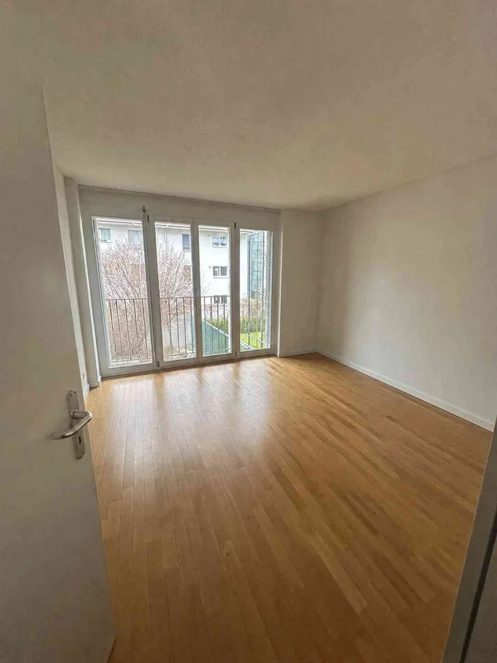 Traumoase: grosse 3.5 / 4.5-Zimmer / Wintergarten / TOP Standard