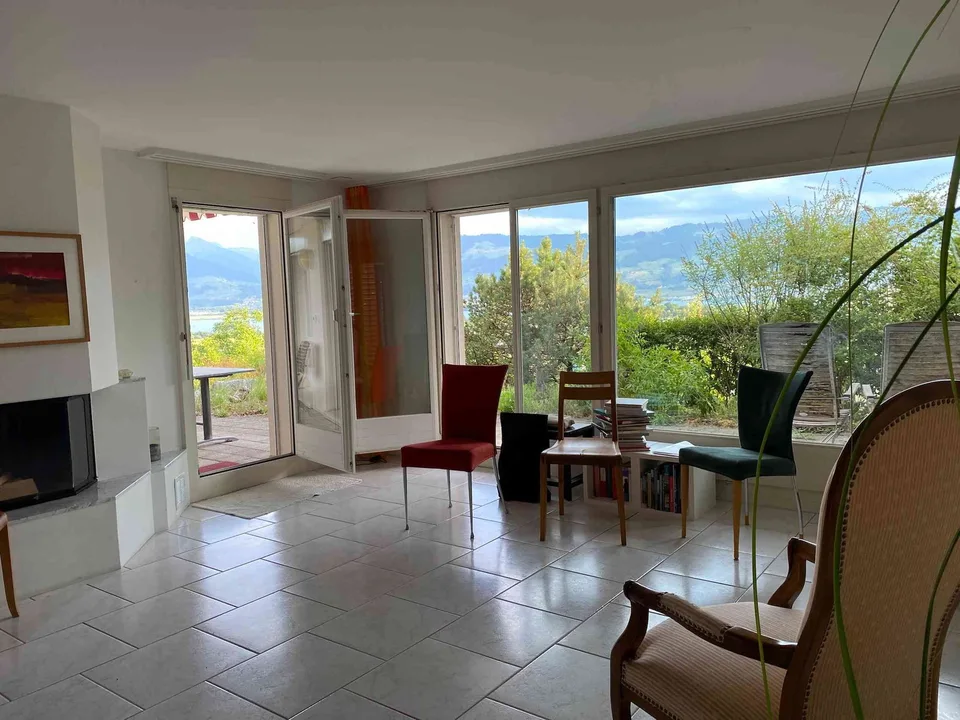 Terrassenwohnung mit traumhafter Aussicht und grossem Aussenbereich – photo 3 sur 9