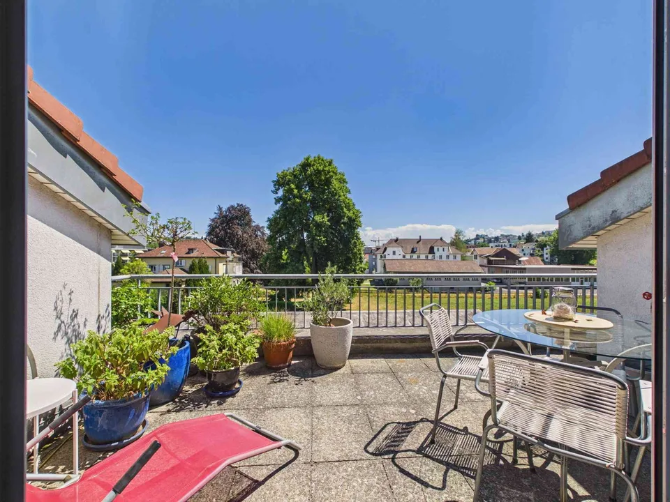 Wohnen mit Charakter – Maisonette-Dachwohnung mit zwei Galerien