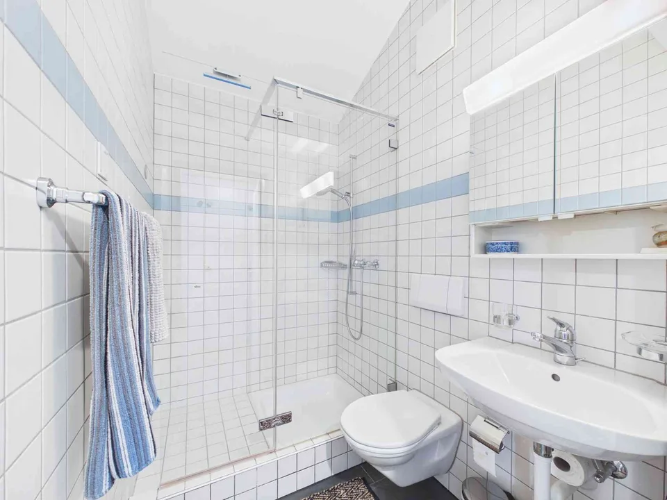 Wohnen mit Charakter – Maisonette-Dachwohnung mit zwei Galerien