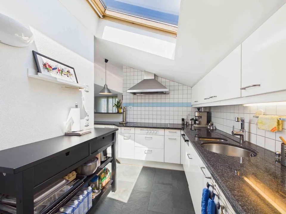 Wohnen mit Charakter – Maisonette-Dachwohnung mit zwei Galerien
