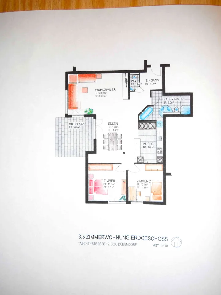 Charmante 3.5 Zimmer-Wohnung mit Garten-Sitzplatz und Garage (E-Mobil.