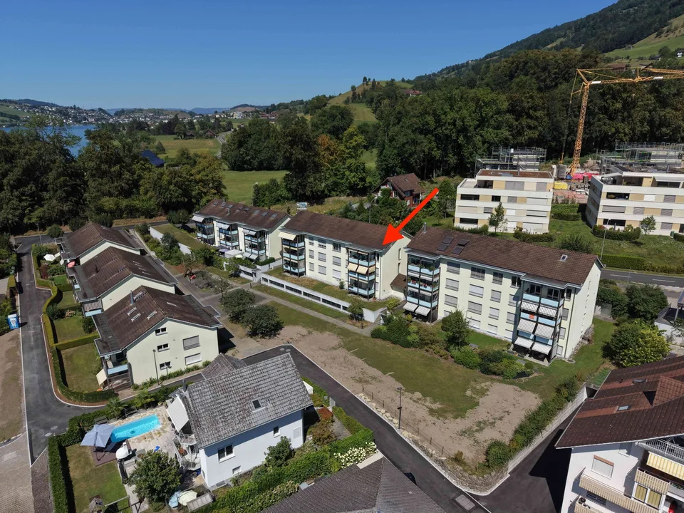 Traumhafte See- und Bergsicht am Fusse der Rigi