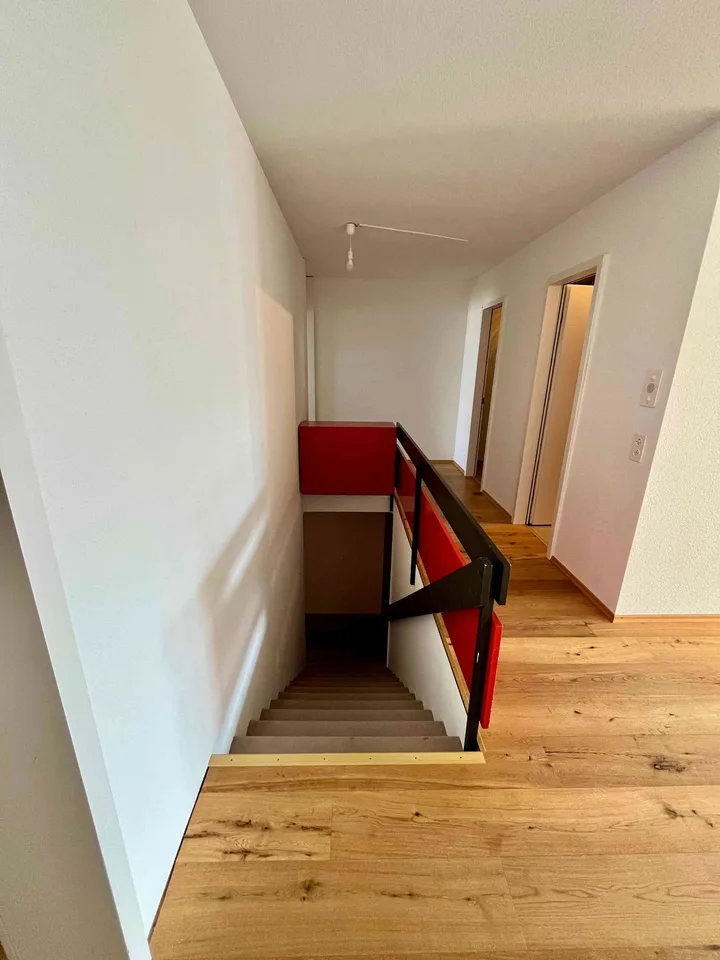 4.5-Zimmer-Maisonette mit Westbalkon und Weitsicht – im Baurecht