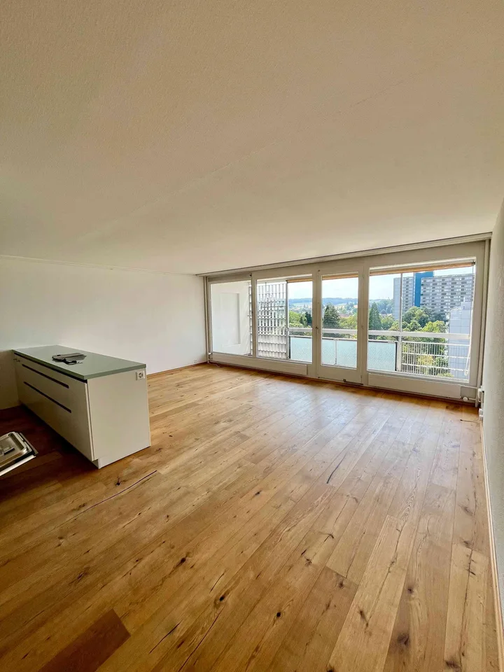 4.5-Zimmer-Maisonette mit Westbalkon und Weitsicht – im Baurecht