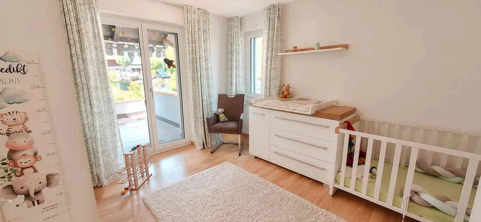 Grosszügige und helle 5.5-Zimmer-Maisonette mit fantastischer Aussicht