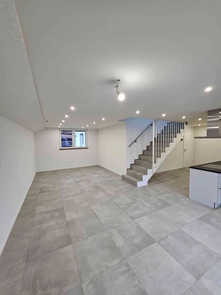 Tolle Dach-Maisonette Wohnung