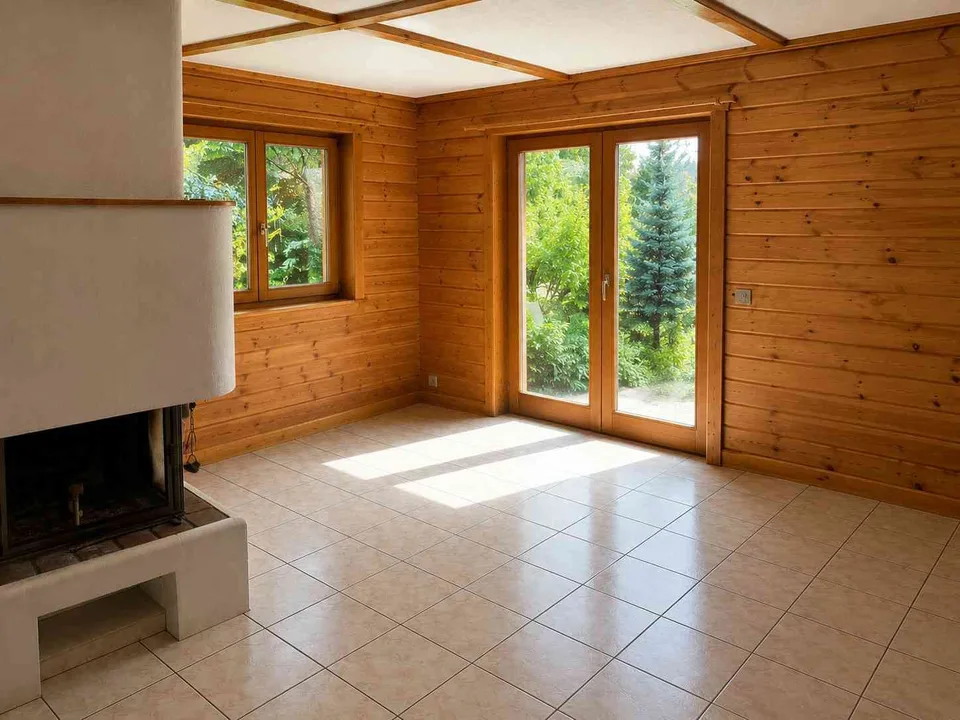 Anzère : Grand chalet ensoleillé, environnement paisible et familial.