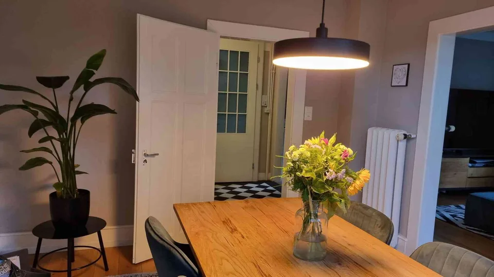 Stilvolle 4-Zimmer-Altbauwohnung am Emmersberg