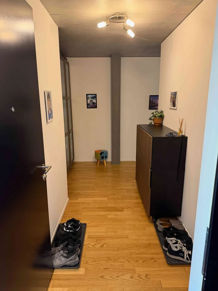 Sehr ruhige, schöne 3.5 Zi Wohnung, Waschmaschine,Tumbler,ab 15.12.26