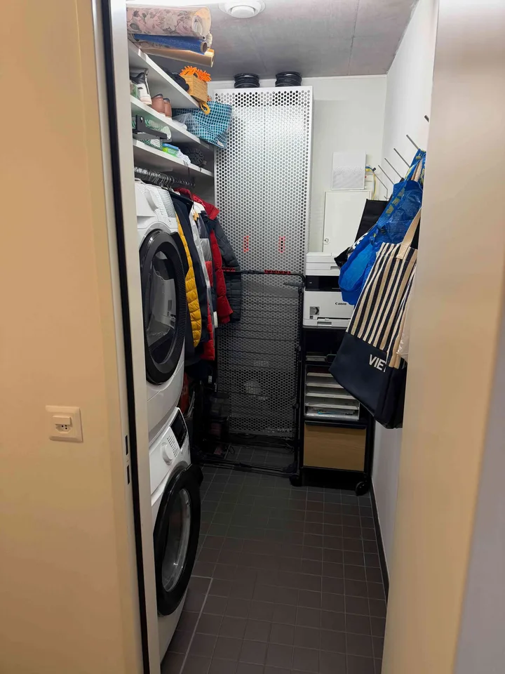Sehr ruhige, schöne 3.5 Zi Wohnung, Waschmaschine,Tumbler,ab 15.12.26