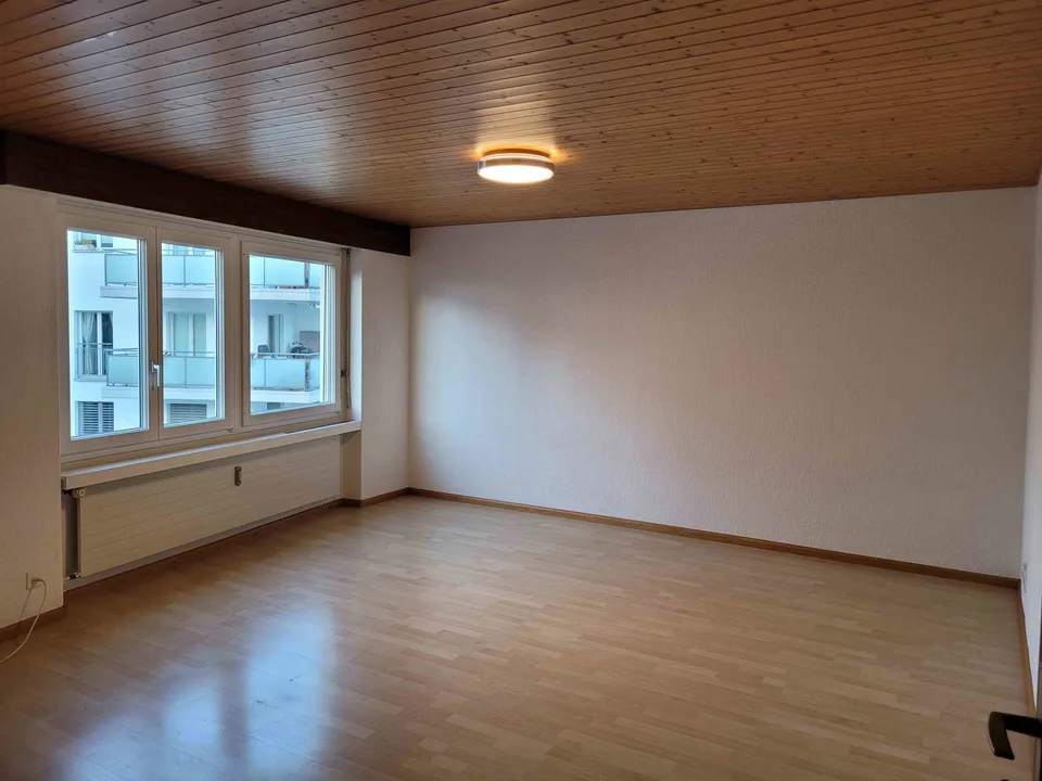 1.5 ZW, Lachen, Anfragen unter 079 626 68 76!!
