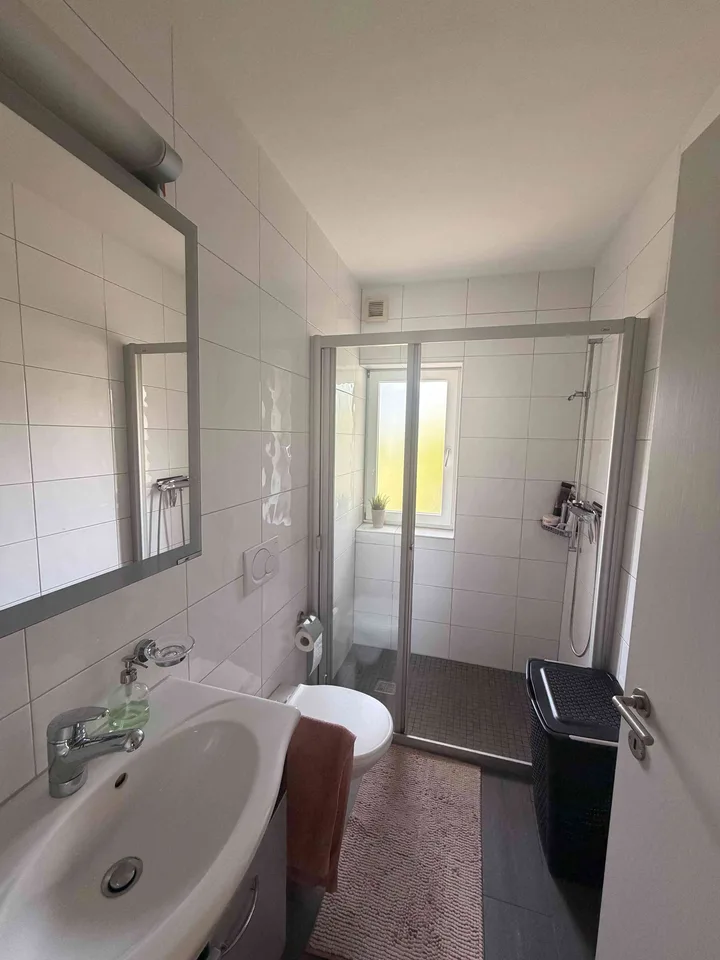 Möblierte 2.5-Zimmer-Wohnung in Luzern – ab Mitte Oktober 2026