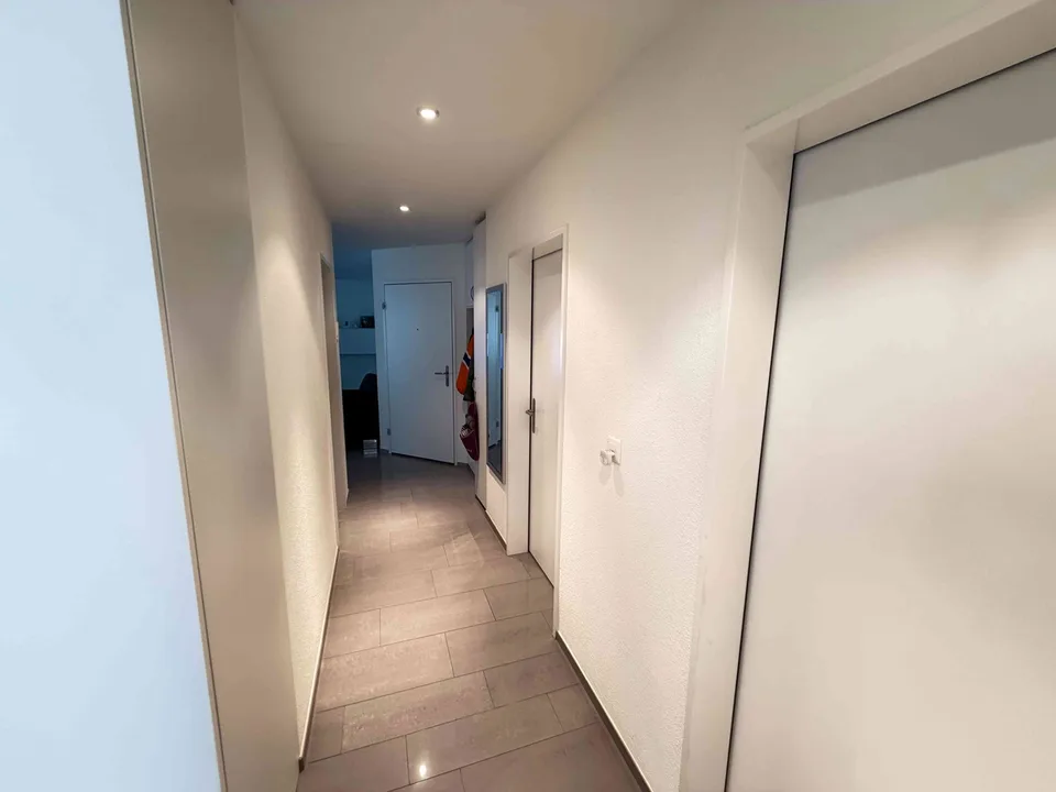 Exklusive 4.5-Zimmer-Wohnung mit grosszügigem Balkon in begehrter Lage
