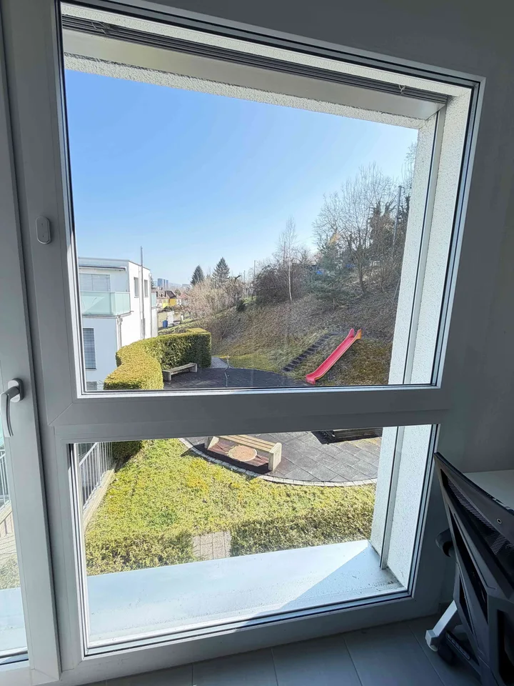 Exklusive 4.5-Zimmer-Wohnung mit grosszügigem Balkon in begehrter Lage