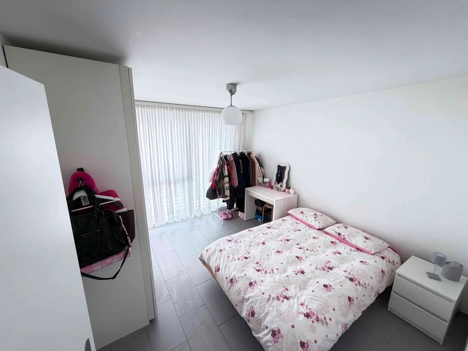 Exklusive 4.5-Zimmer-Wohnung mit grosszügigem Balkon in begehrter Lage