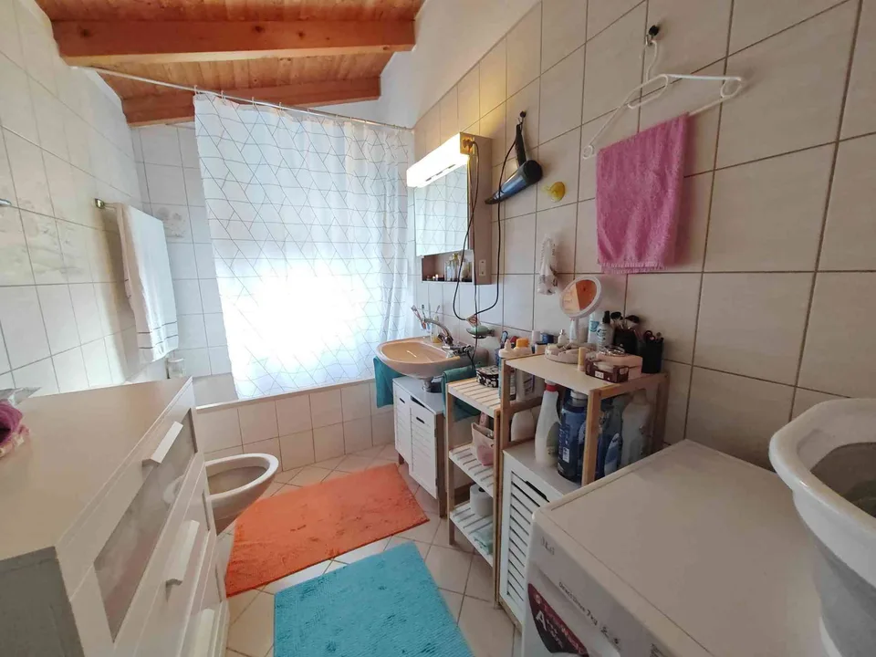 Freistehendes 4 Zimmer Einfamilienhaus