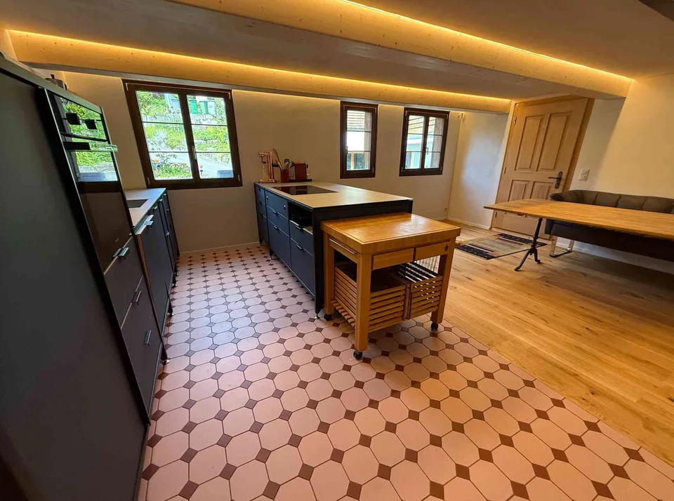 25 m² Raum für Büro, Atelier oder kreative Arbeit