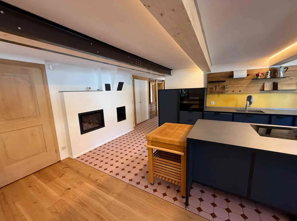 25 m² Raum für Büro, Atelier oder kreative Arbeit