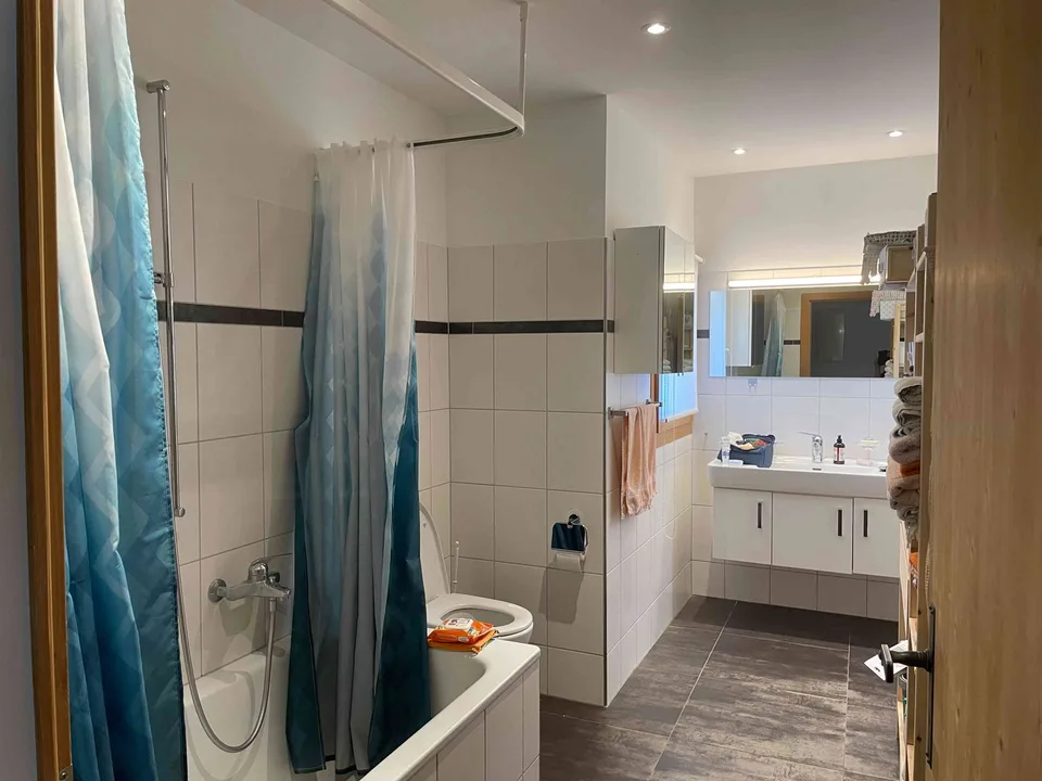 helle, geräumige 3.5-Zimmer-Wohnung