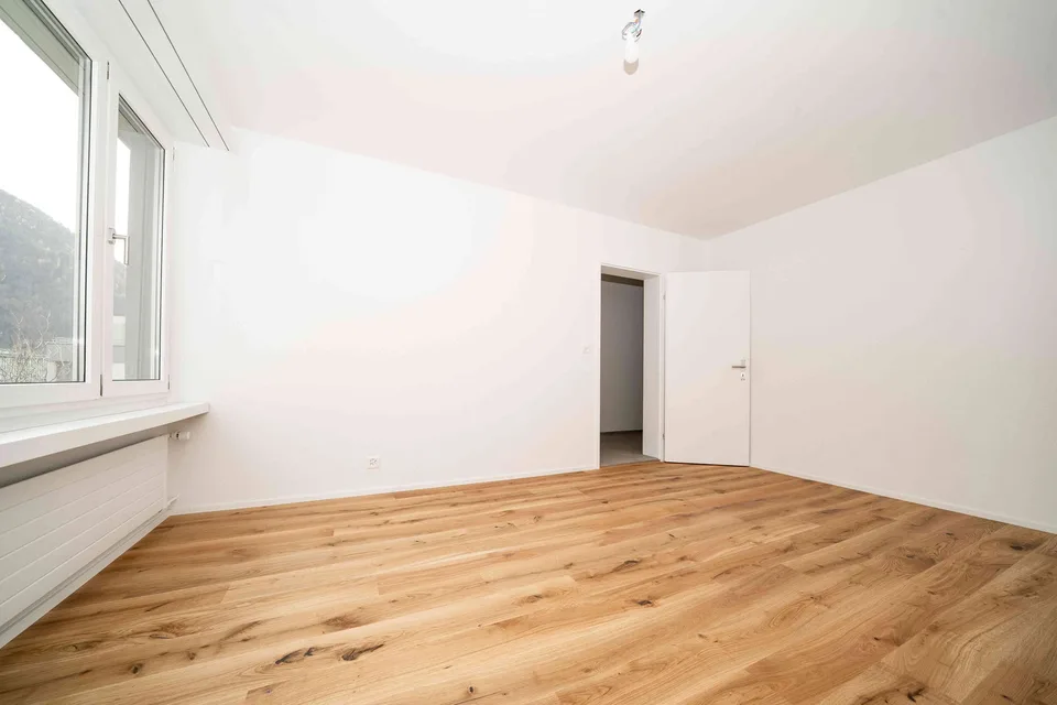 Grosszügige, komplett renovierte 5.5-Zimmer-Wohnung