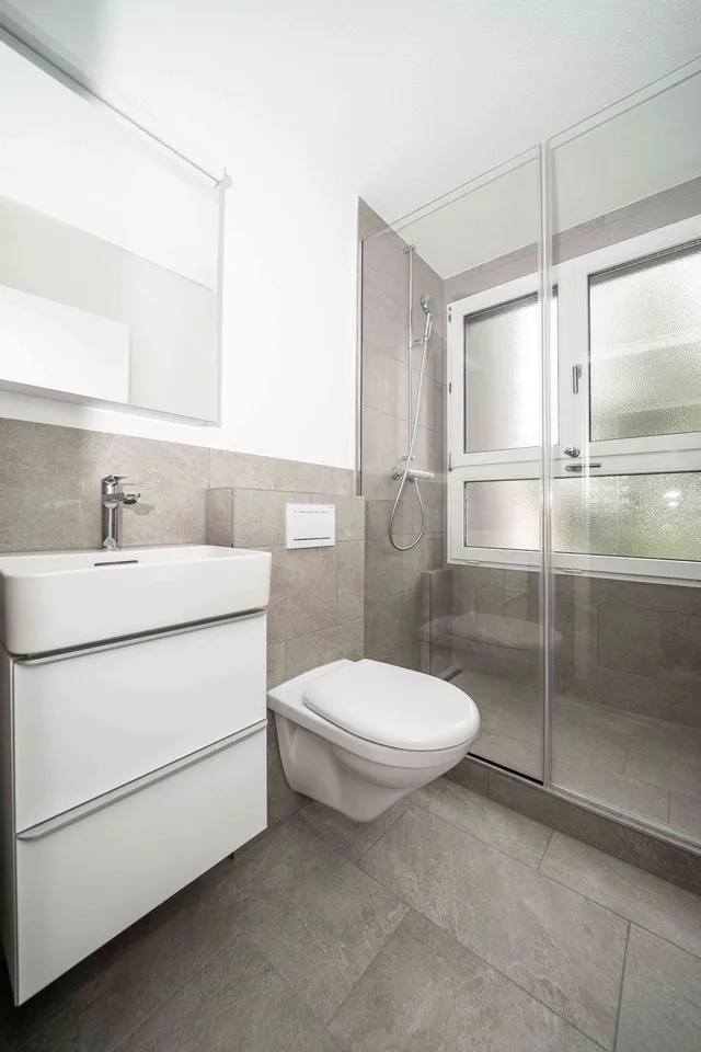 Grosszügige, komplett renovierte 5.5-Zimmer-Wohnung
