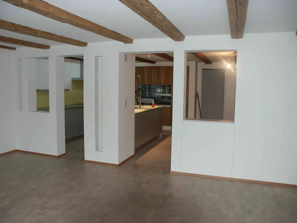 Aussergewöhnliche 2 1/2 Zimmerwohnung