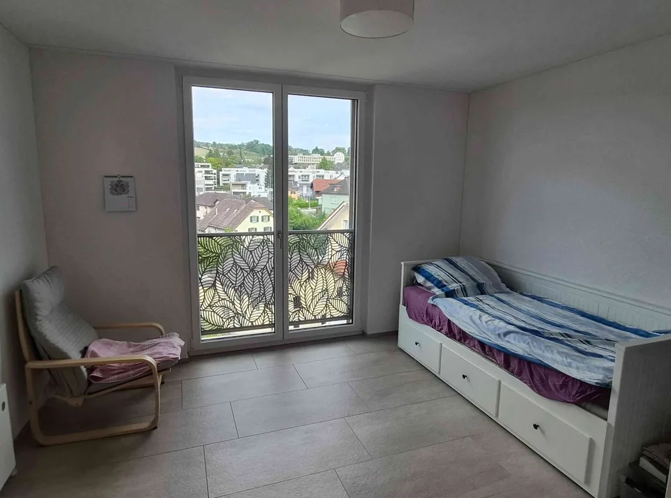 Moderne 4.5-Zimmer-Dachwohnung