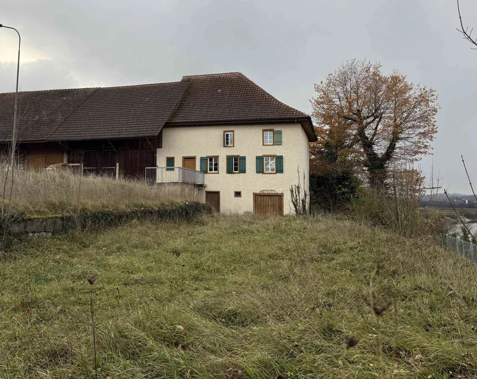 Bauernhaus mit freiem Bauland