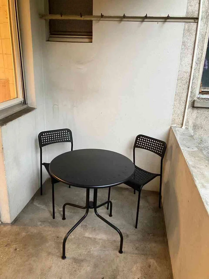 Möbliertes Privatzimmer A3 an zentraler Lage in 4-Z'Wohnung
