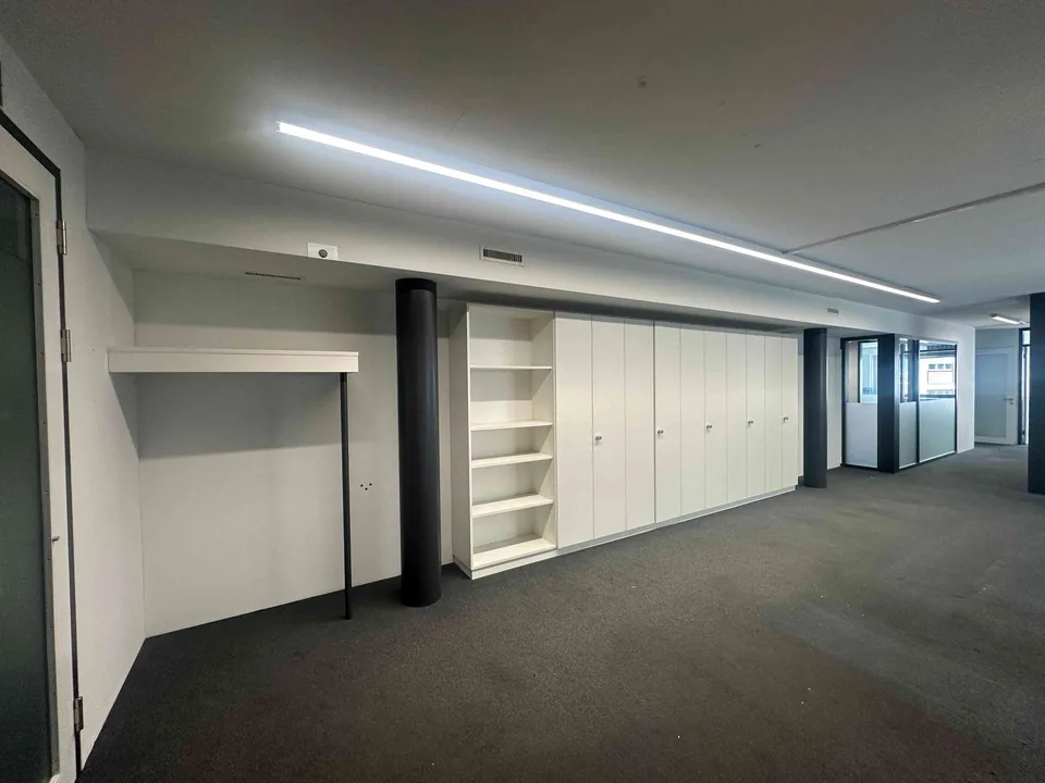Vollausgebaute Büroräumlichkeiten