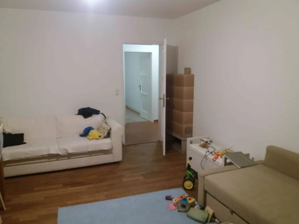 WG Zimmer mit Bad, Küche, und Wohnzimmer