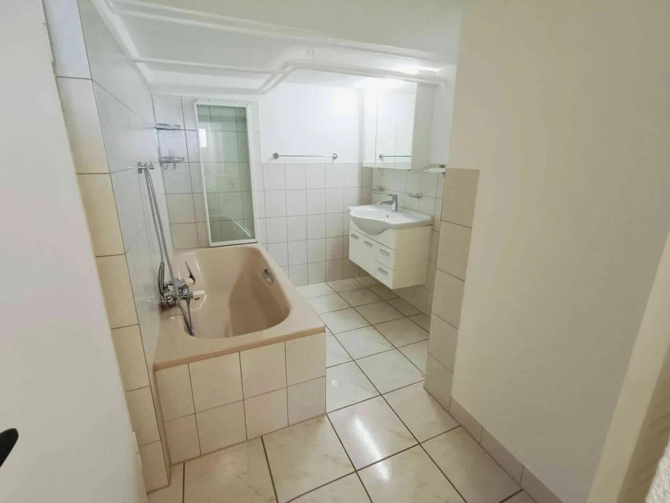 Charmante 5 Zimmer Duplexwohnung