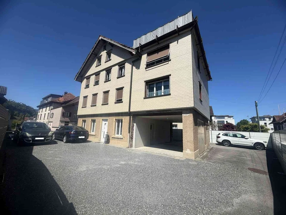 In Oberriet 4-stöckige Pension (10 Apartments) zum Investitionspreis!