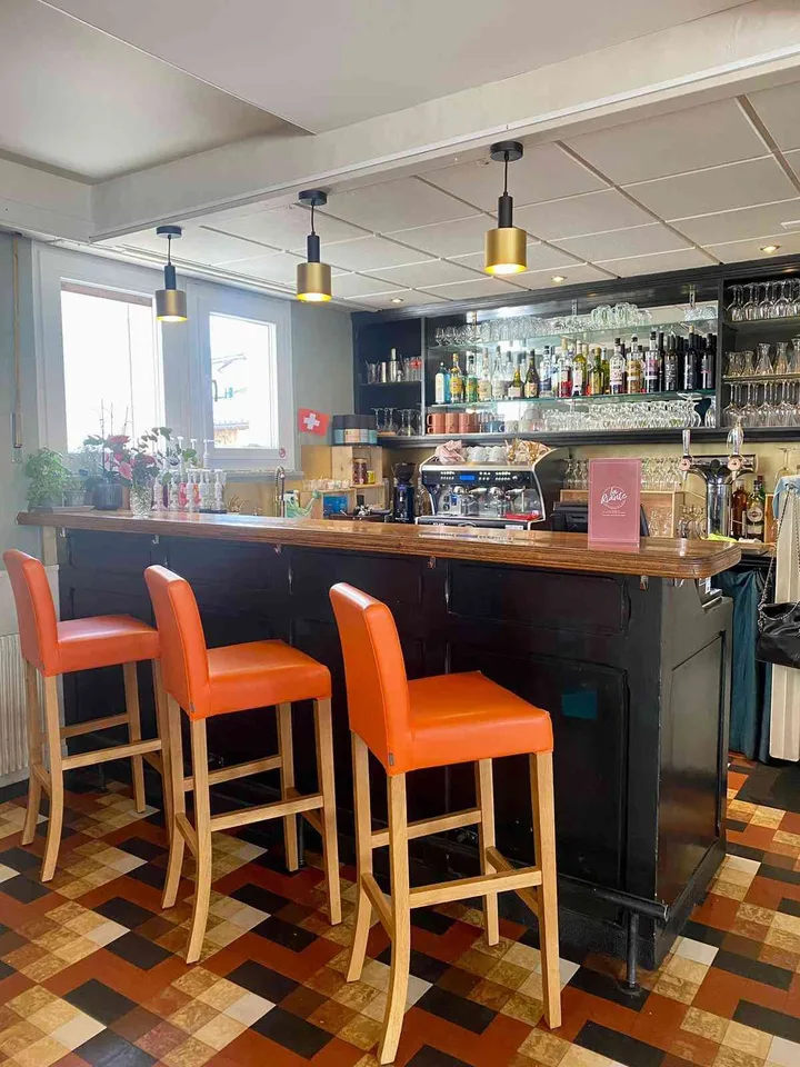 Immeuble de rendement – 325 m² – Revenus locatifs CHF 92’500/an – Vent