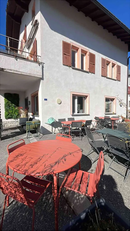Immeuble de rendement – 325 m² – Revenus locatifs CHF 92’500/an – Vent